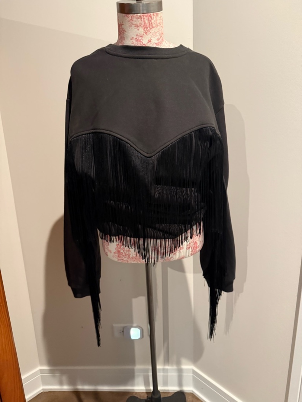 Levi’s Black Fringe Cropped Sweatshirt